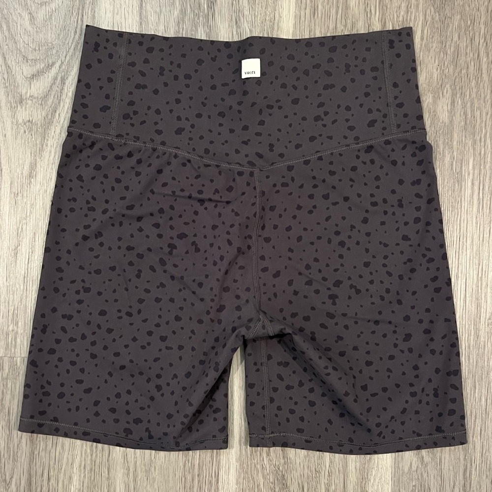Vuori Shorts